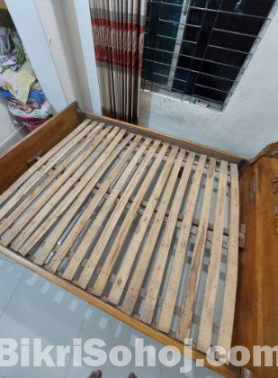 নিম কাঠের তৈরি খাট বিক্রি হবে